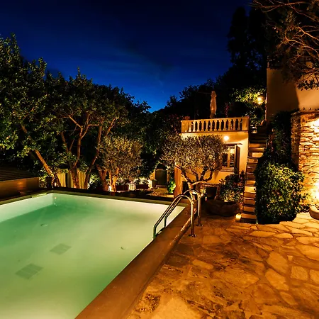 Villa Tinos E-houses *