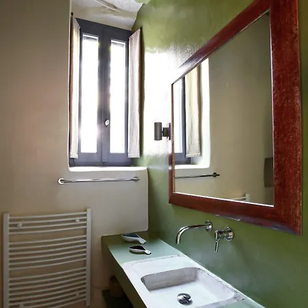 Tinos E-houses *
