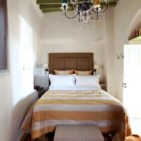 Tinos E-houses *