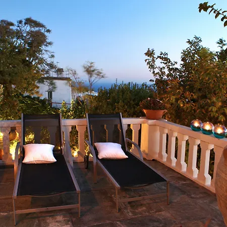 Villa Tinos E-houses *