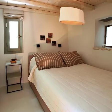 Tinos E-houses *