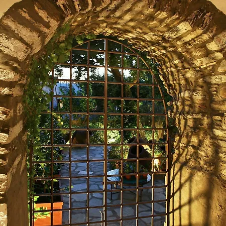 Tinos E-houses